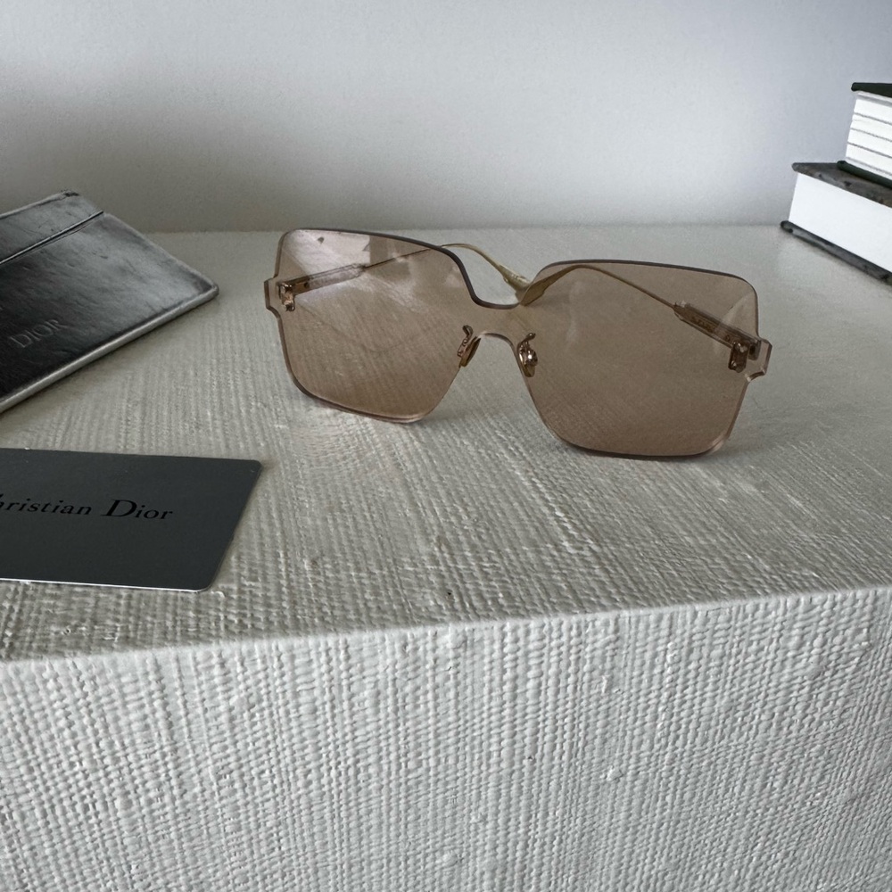 SOLD!!! Dior color quake 1 nude sunglasses